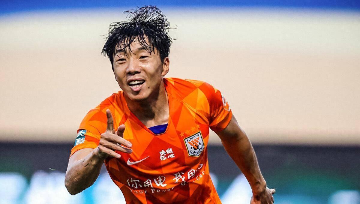 中国足球历史最佳阵容11人投票,中国国家队最佳11人阵容