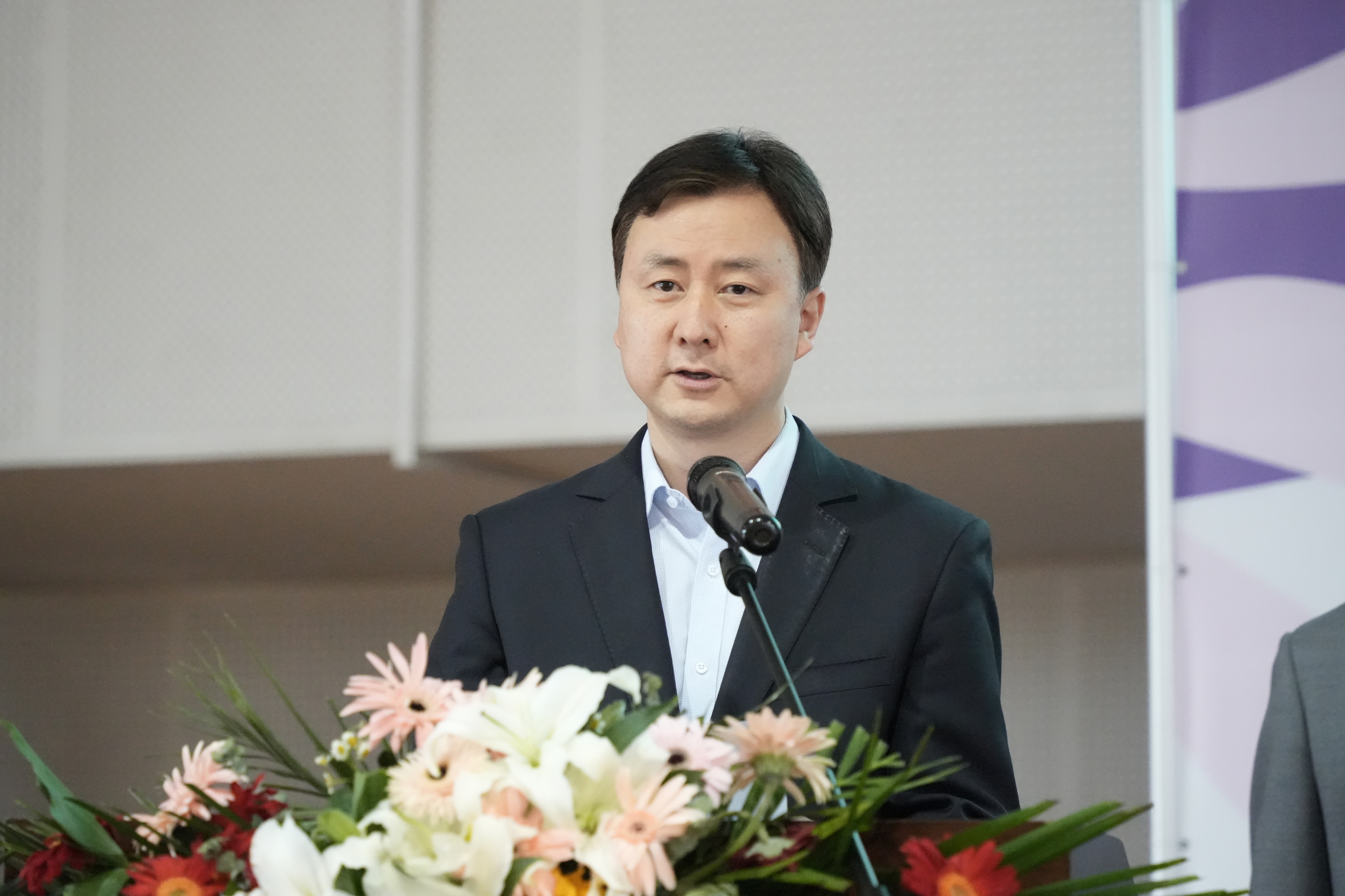 西安高新区第四初级中学篮球比赛,西安高新一小篮球联赛开幕式