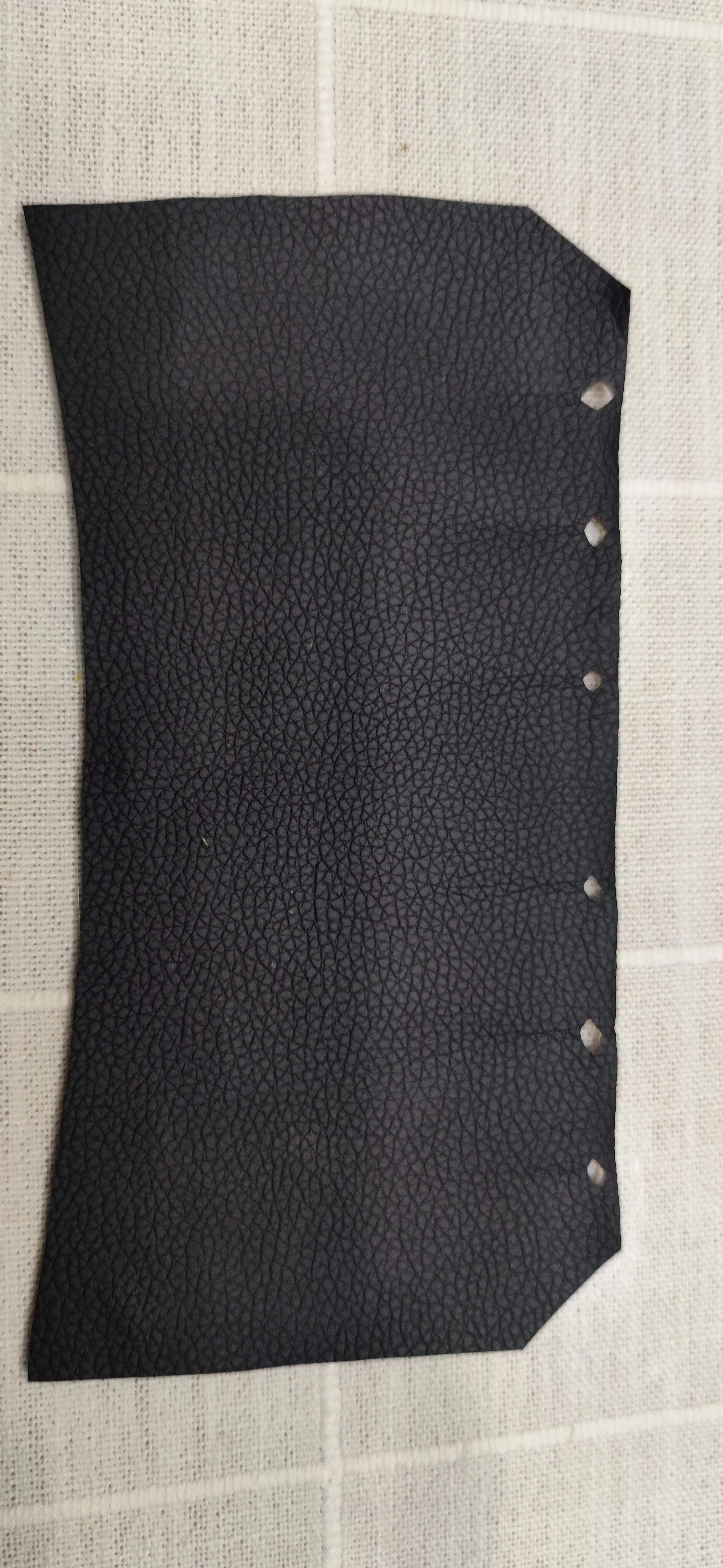 方向盘防尘罩免拆,更换方向盘下面防尘罩步骤