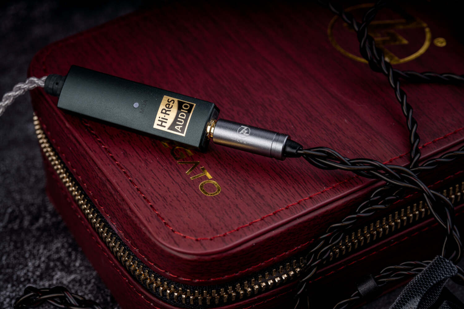 【不废话速评】七赫兹Legato双动圈耳塞