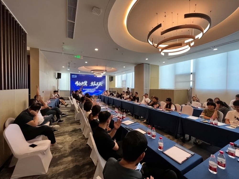 年度杰出经销商|魏万军：差异化深耕用户价值,成就欧神诺强势品牌