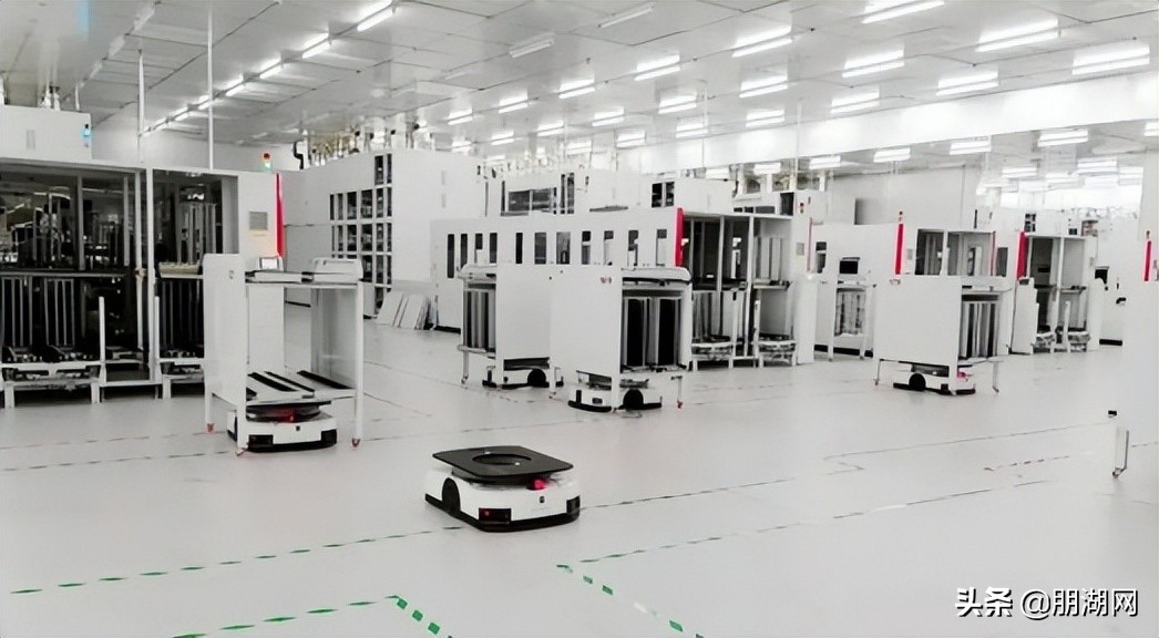 智能对话机器人如何实现,快仓智能仓储机器人还能和人对话