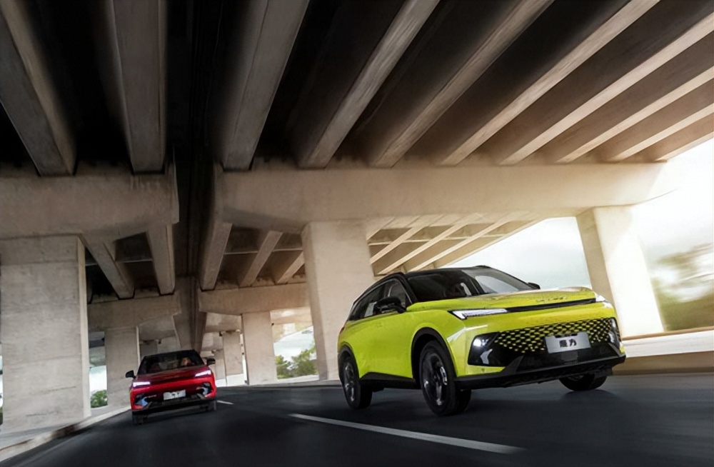 北汽魔方9月最新优惠,北汽魔方11.99万优惠多少