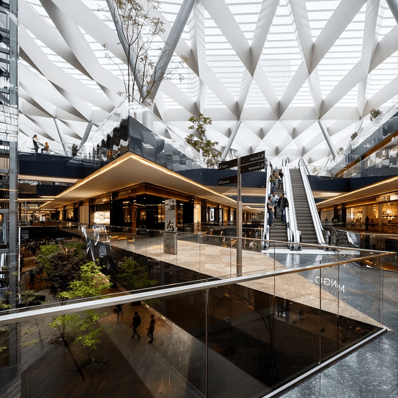 购物中心给消费者生活带来变化,购物中心吸引人的方式