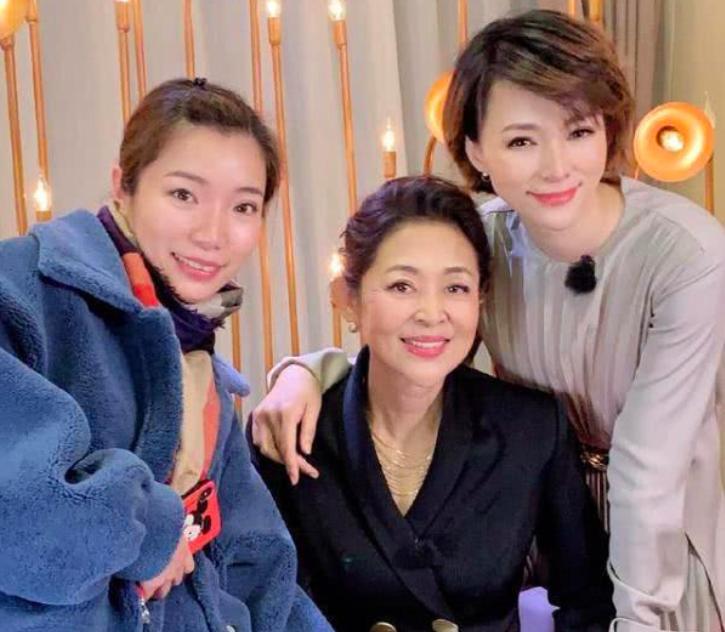 倪萍减肥最简单方法,倪萍减肥最简单的方法