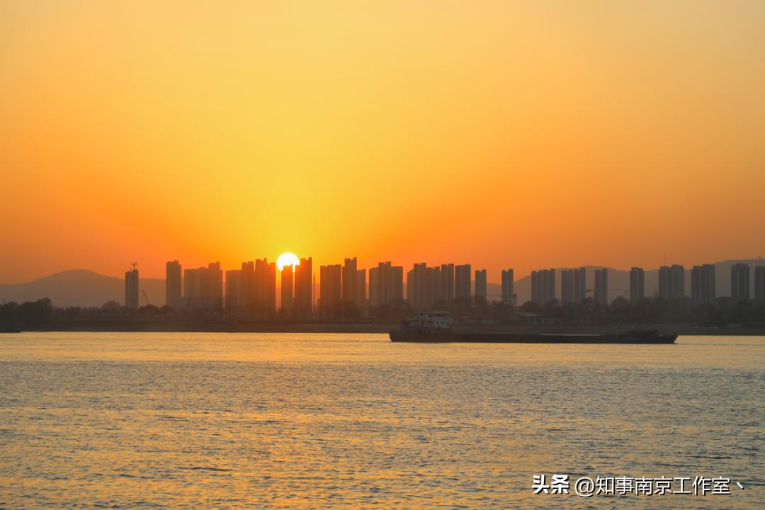 南京是一座充满故事的城市,南京是一座温暖的城