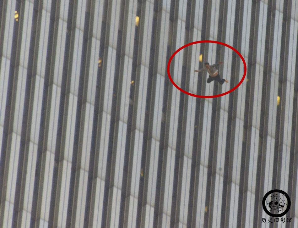 911事件坠落的人,911事件从楼上跳下的人图片