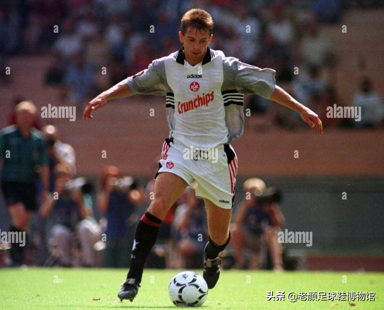 巩汉林的足球签名真的是赝品吗,巩汉林的签名球是赝品