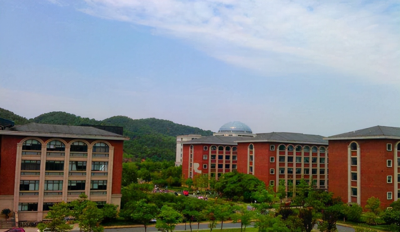 浙江高校排名进步,浙江省2023高校经费排名