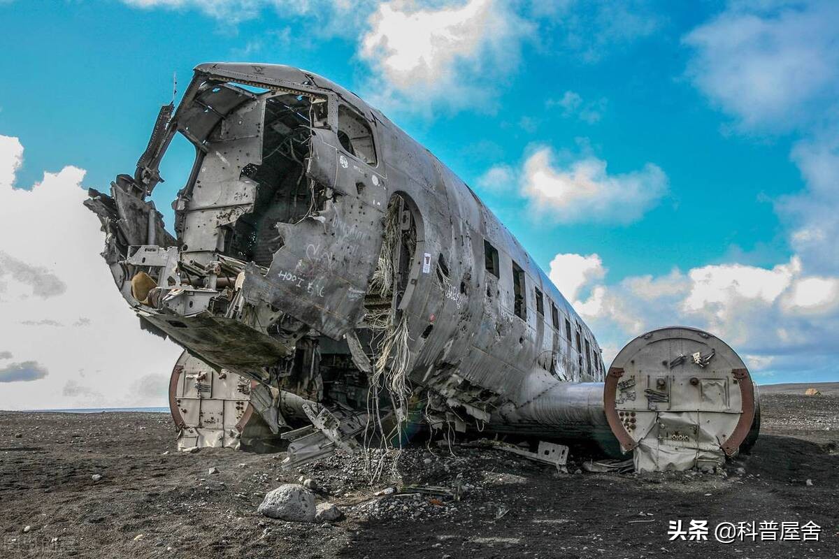 如果飞机失控，我们该如何自救？14亿人都应该知道的救命常识