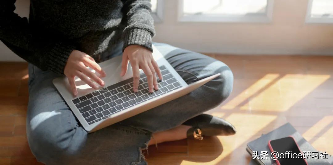 word如何批量制作邀请函,一分钟学会用word制作精美邀请函