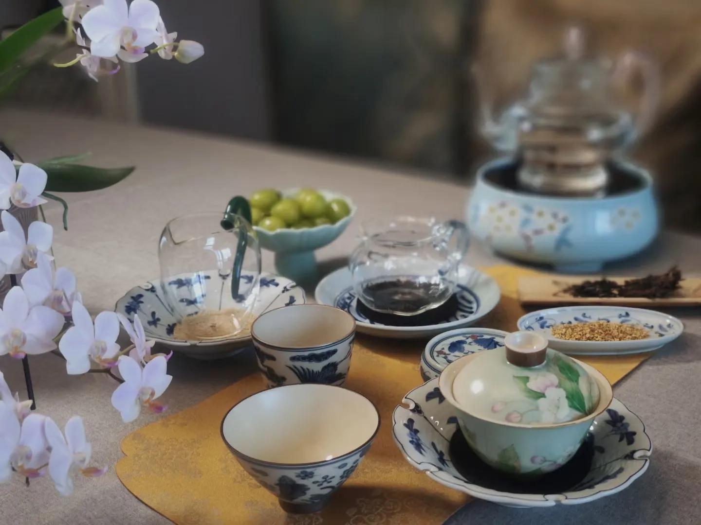 网上买茶叶和线下实体买茶哪个好,在网上买茶好还是去实体店好