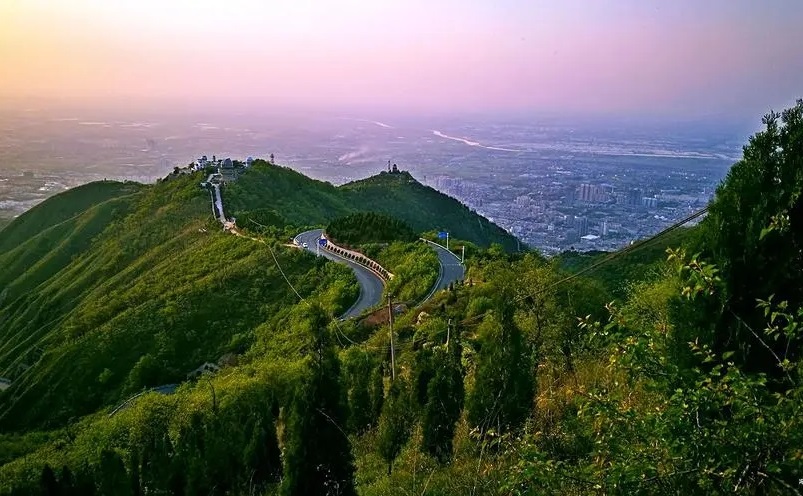 去西安旅游十大必去景点是哪些,去西安旅游必去的十大景点