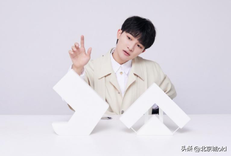 明星出道海选周深,周深舞台2023导师视频