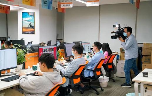 泉州电商积极迎战“双十一”，鞋捕头备货节火力全开