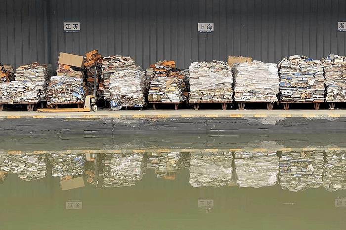 被水淹没后会怎么样,图书仓库近30万本书被洪水浸泡