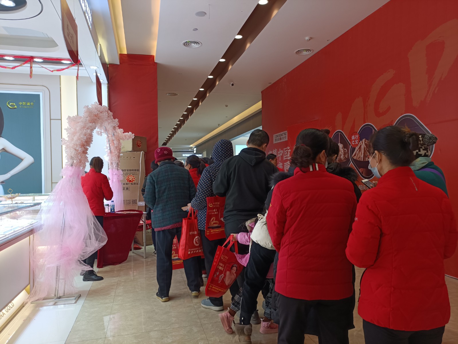 澳德乐时代广场12周年店庆放大招啦！周末走起