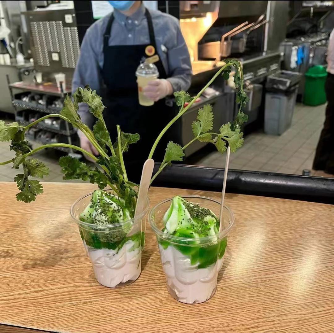 麦当劳上新香菜冰激凌,麦当劳新出的香菜冰淇淋