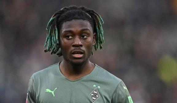 法国21岁中场,16岁新星闪耀欧洲杯身价