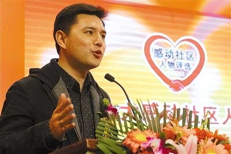 央视主持人赵普在央视呆了多少年,央视主持人赵普的创业经历