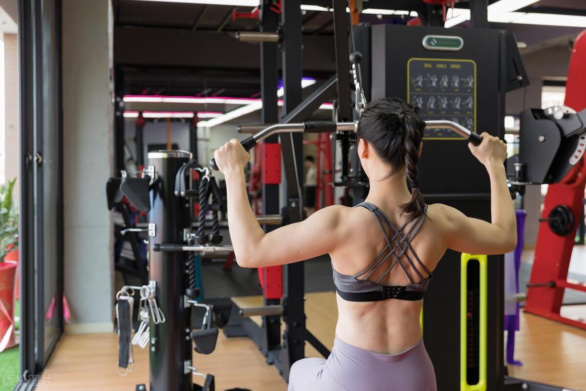 胸部太大可以开刀吗,胸部过大可以做手术吗