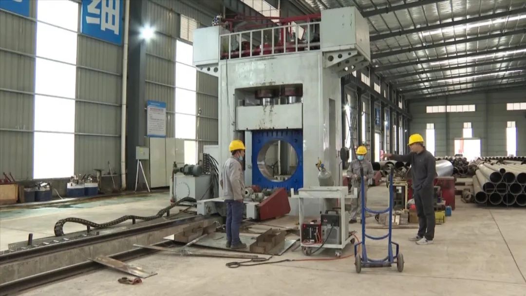 聚力凝心推动高质量发展,聚力攻坚突破不断迈出新步伐