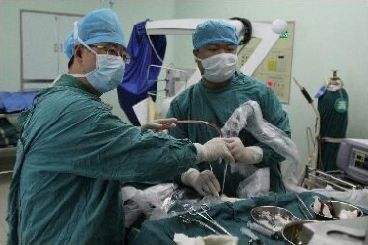 头疼鼻塞脓鼻涕是怎么回事,之前鼻塞头疼现在流鼻涕打喷嚏