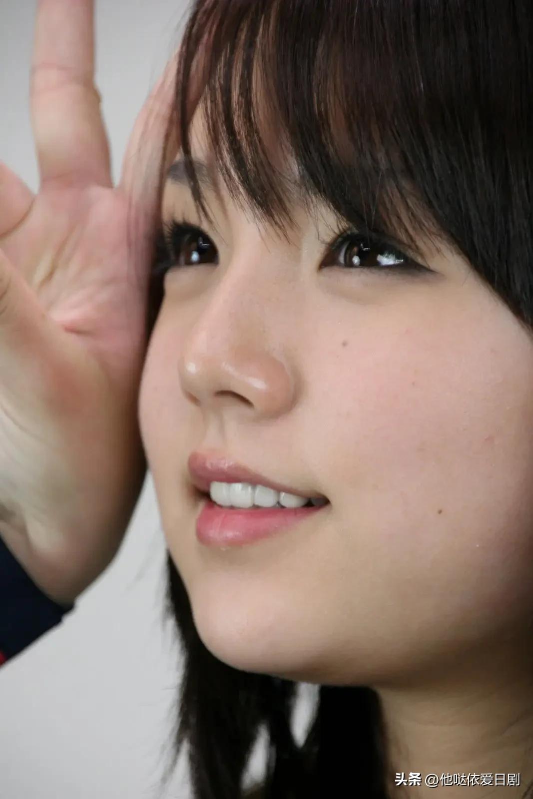 30岁的写真偶像，娃娃脸筱崎爱，一直都很美，人间清醒，热爱生活