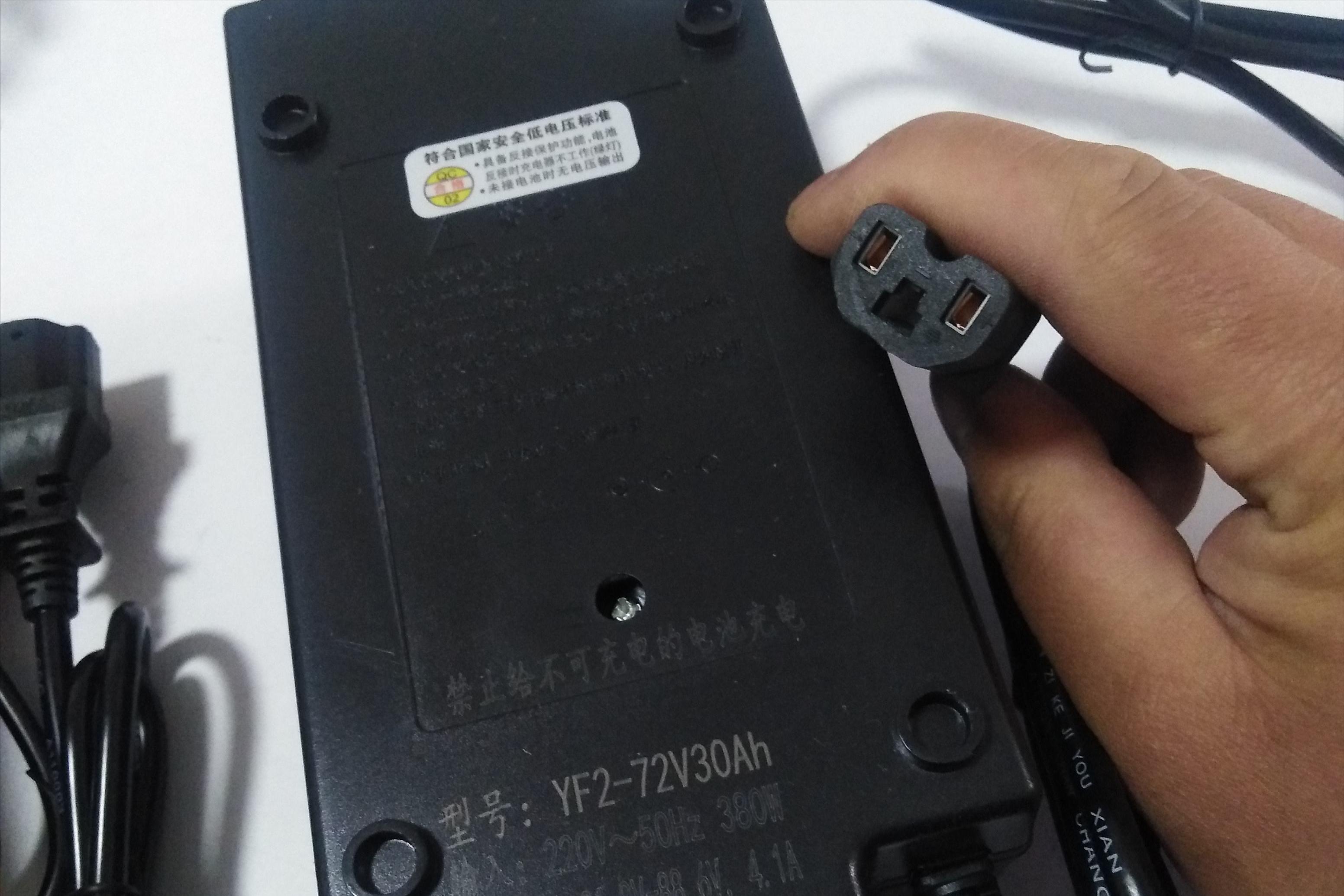 损坏电动车电池有什么补救方法,电动车电池不是用坏的而是充坏的