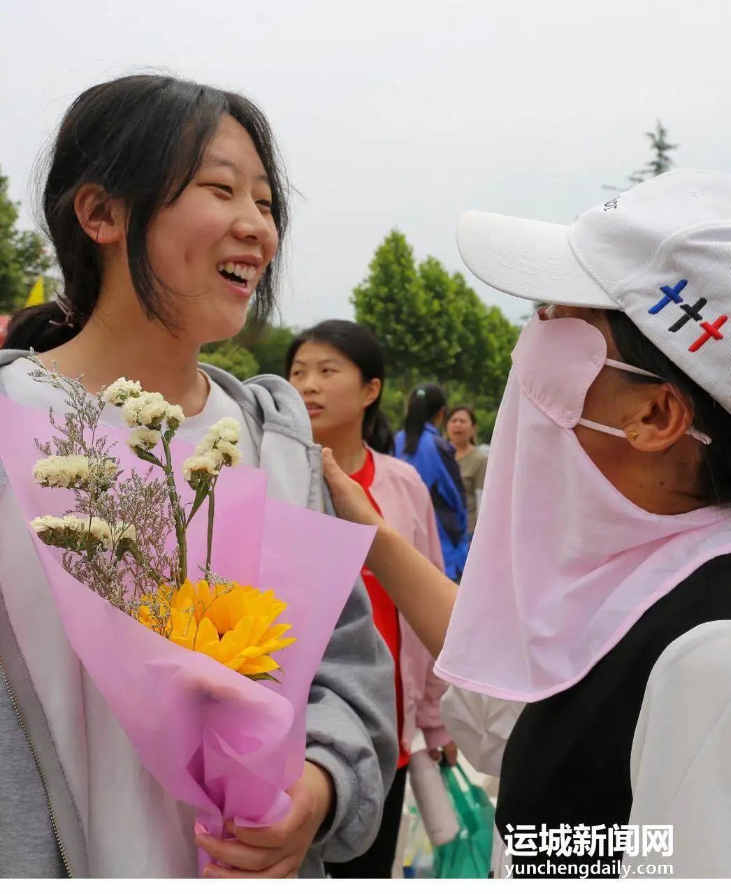 运城高考志愿咨询服务电话,高考志愿服务活动简报