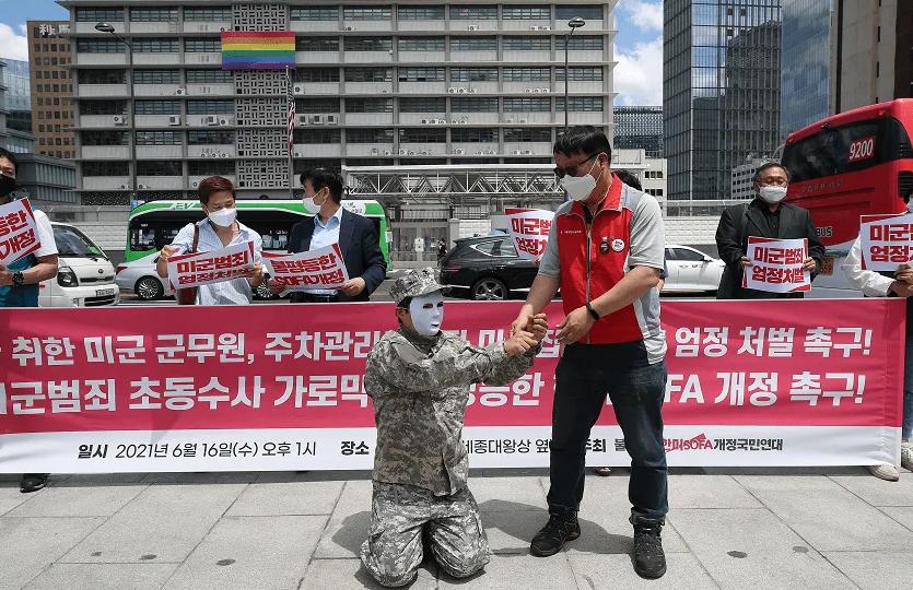 驻韩美军街头暴打民众,韩国驻韩美军殴打事件