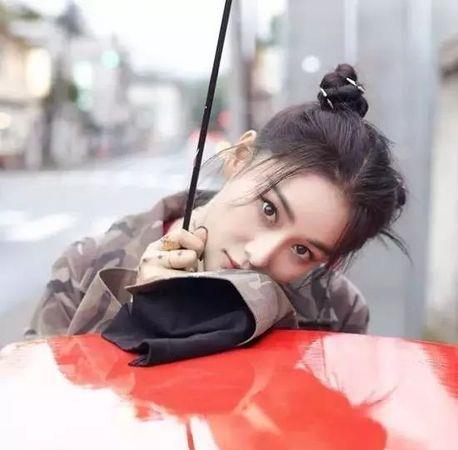 旭日阳刚王旭落魄到地下通道卖艺,旭日阳刚王旭重回公众视线