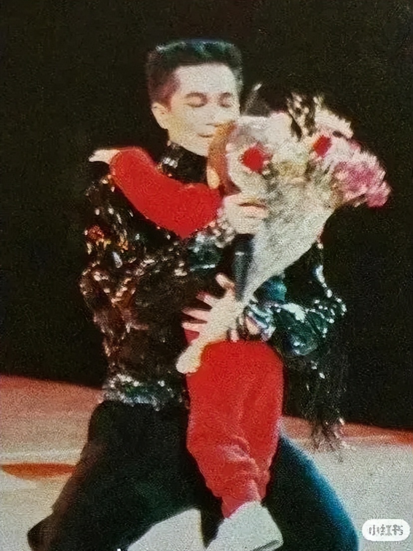 陈百强衣着品味帅到炸,陈百强时尚品味