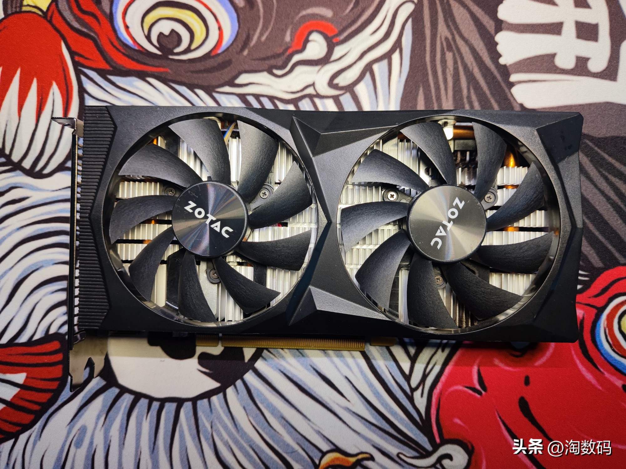解锁200fps吃鸡1080p自由：589矿渣显卡索泰GTX1660Super矿卡开箱