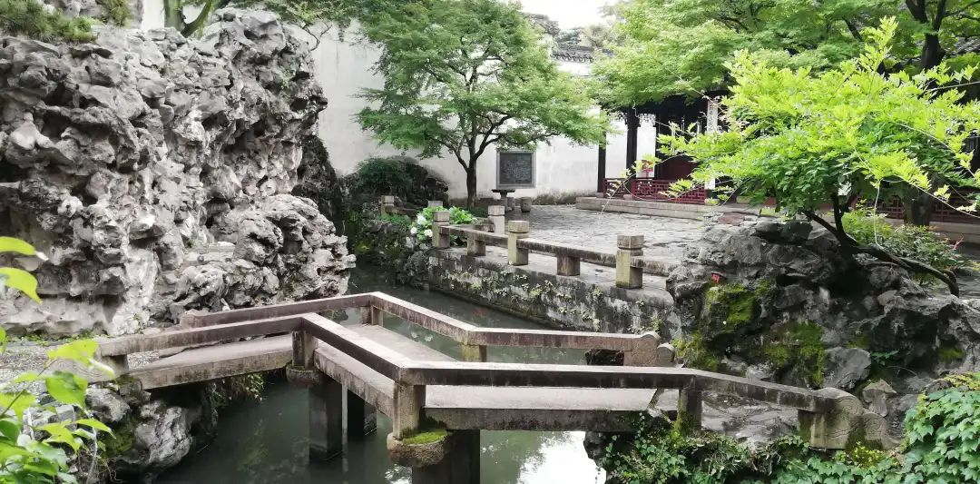 足球与人性、大S和汪小菲的撕逼大战的“现代启示录”