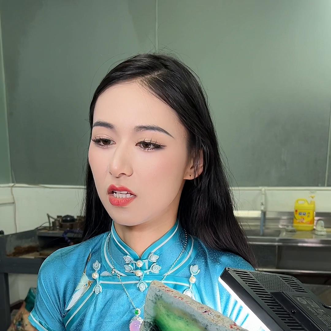 姐妹们都说平时给你们看的不给力，今天给你们看点硬货！#...