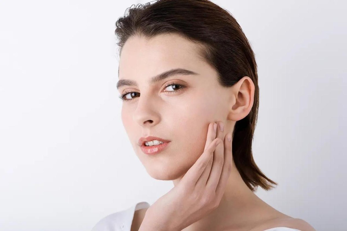 美容院做完面部护理回访怎么说,美容院面部信息回访话术大全