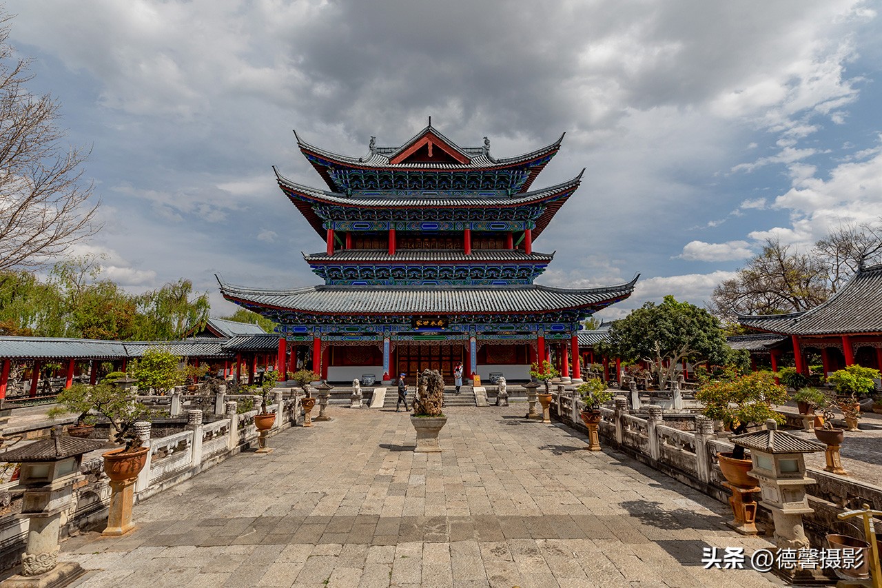 云南纳西族木府现在在哪里,纳西族建筑的文化内涵