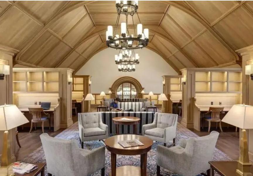 大学宿舍各不同，清北和耶鲁、哈佛不是一个级别，学生更想去清华