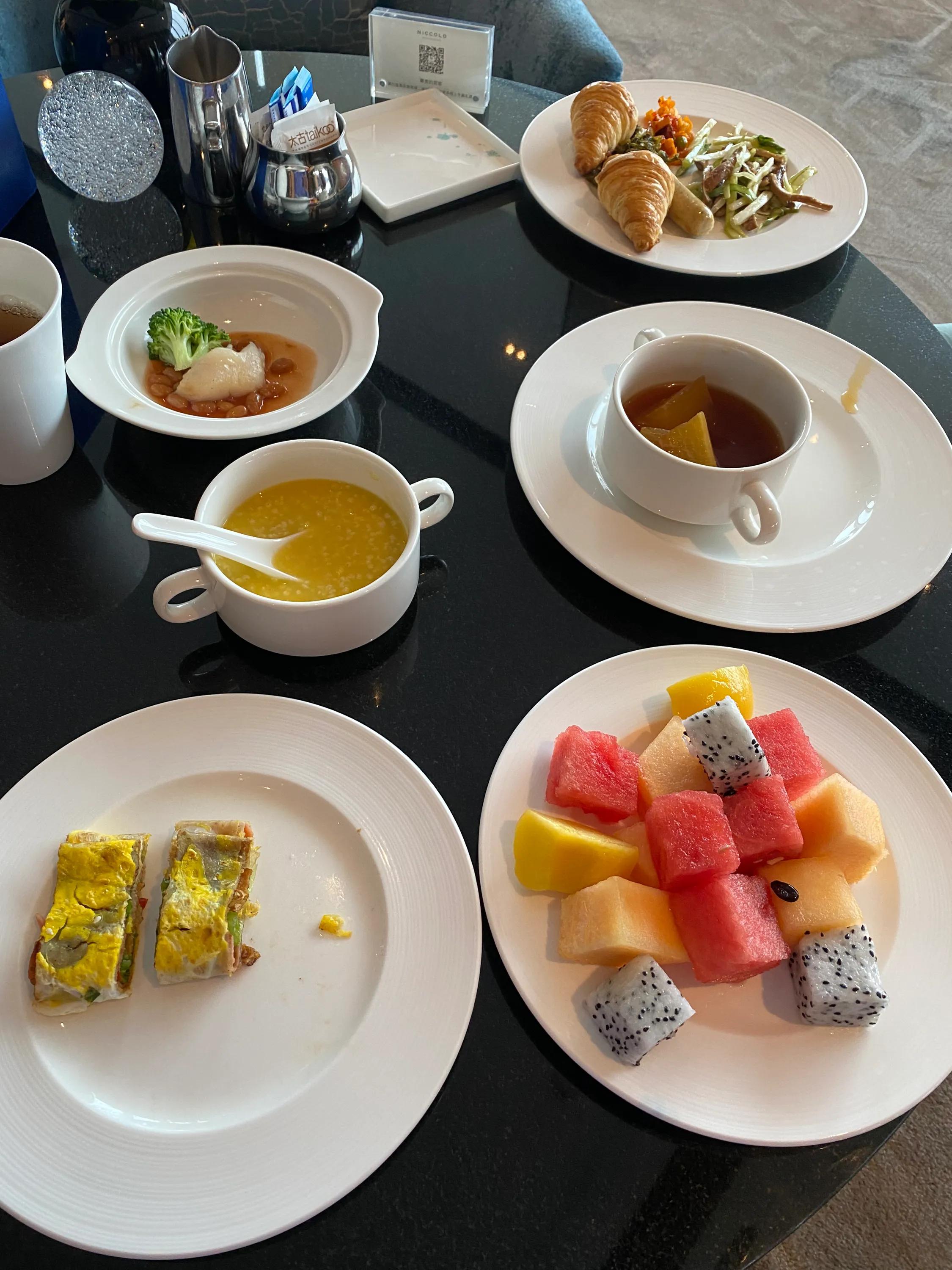 3天前哭了眼睛一直还肿,哭了一晚上眼睛2天了还没消肿