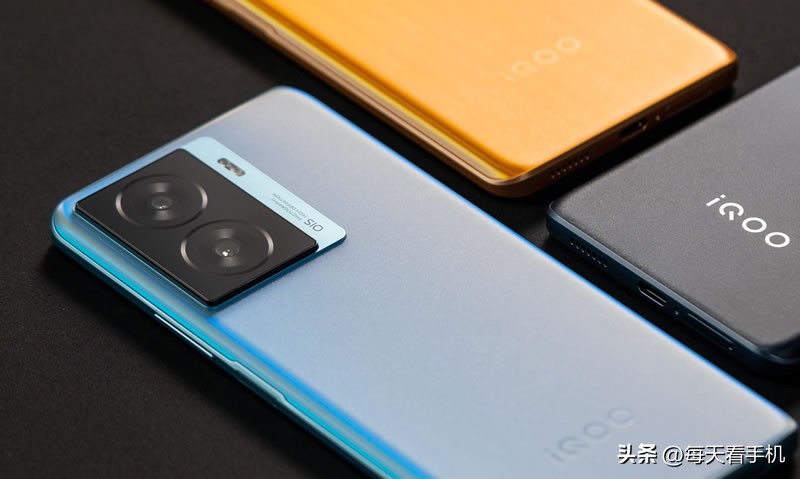 120W闪充千元机价格已探底!有64MOIS主摄和NFC,12+256G版1569元