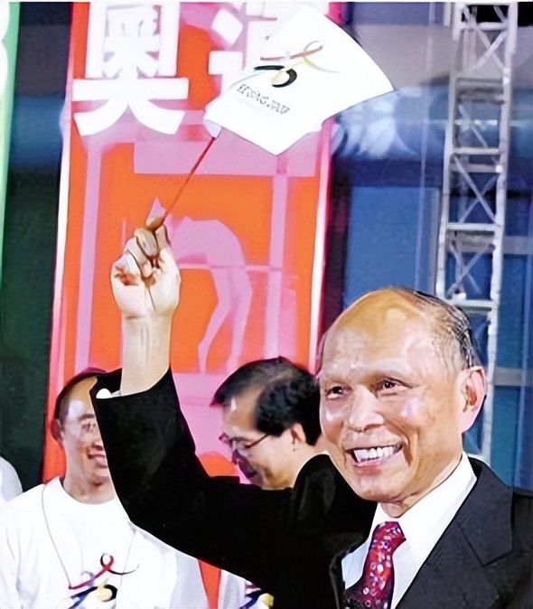 霍启刚住院了么,霍启刚发长文悼念郭晶晶