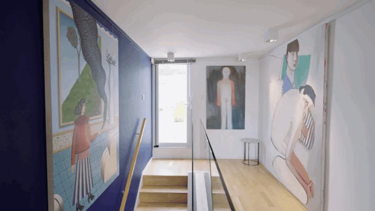 亚洲顶级藏家的4层海滨之家：挂满30件珍藏，审美一流