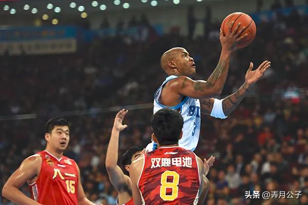 中国男篮会继续归化球员吗,中国男篮归化球员去哪里了