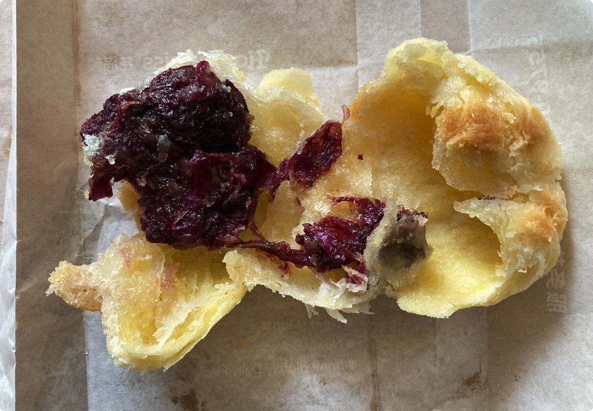 嘉年华花满楼潘祥记对比,潘祥记和嘉华鲜花饼哪个好吃