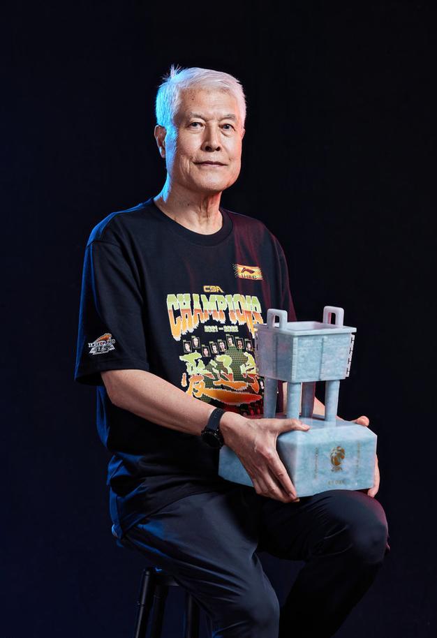 辽篮主教练蒋兴权简历,蒋兴权卸任辽篮技术指导