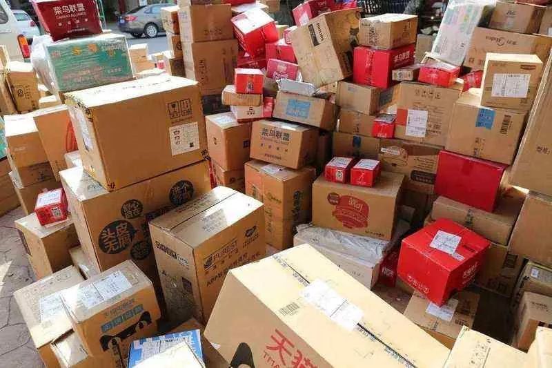 快递公司丢件拒绝理赔怎么办,快递丢件是商家赔还是快递公司