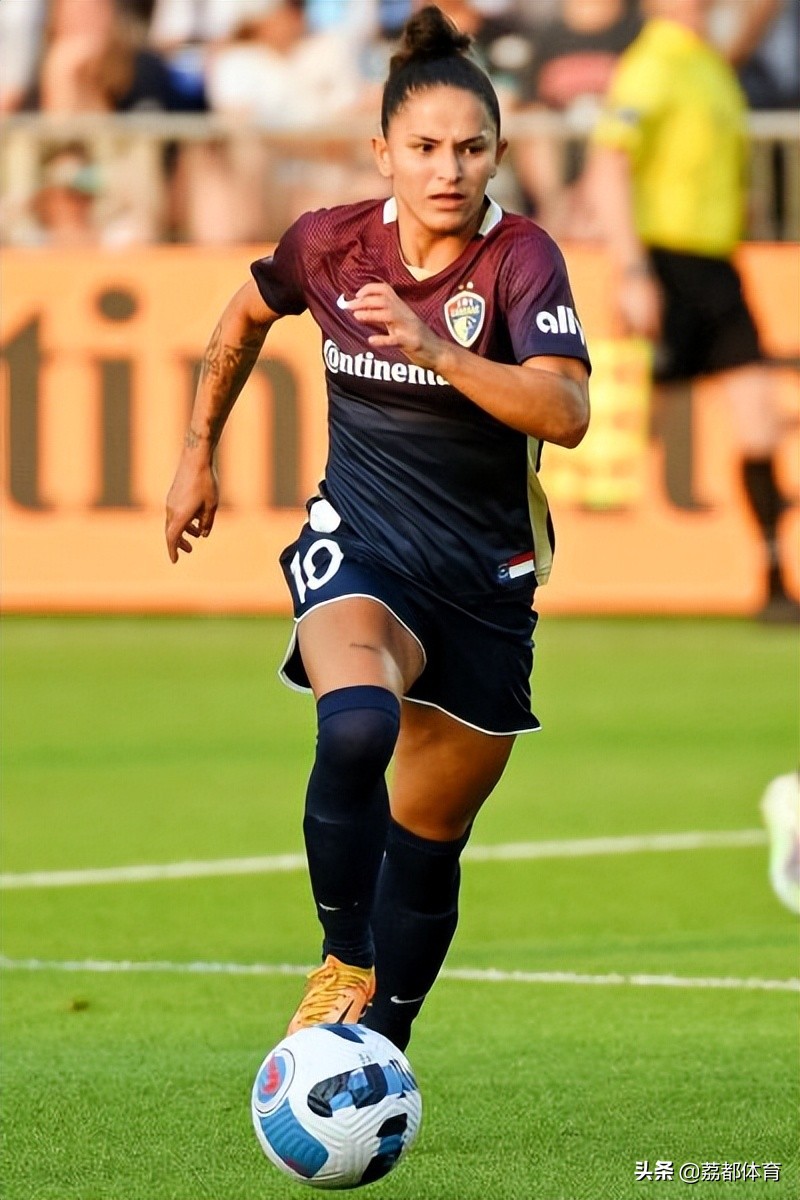 最美足球女运动员,世界十大美女足球运动员