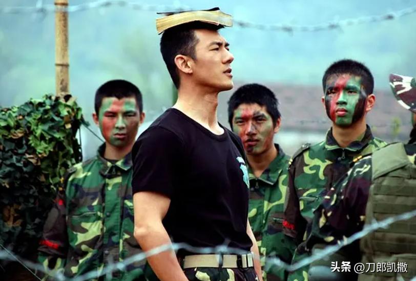 我是特种兵退役十年,我是特种兵13年后重回部队