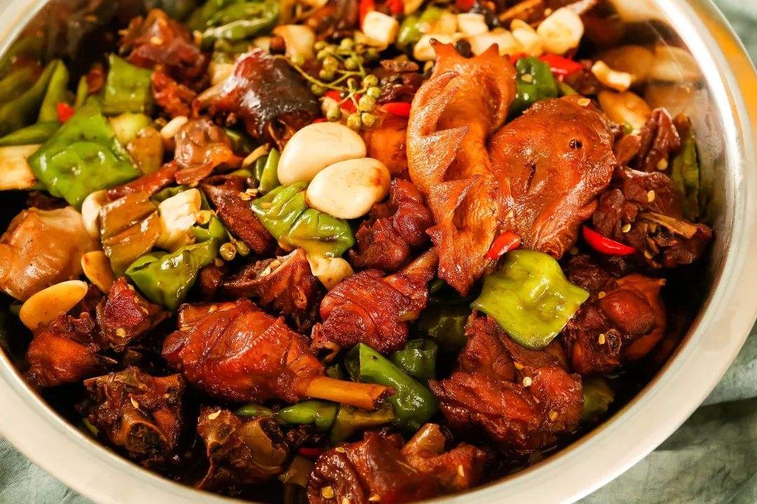 品尝山东鲁菜的每一道美味佳肴,正宗的山东鲁菜菜谱